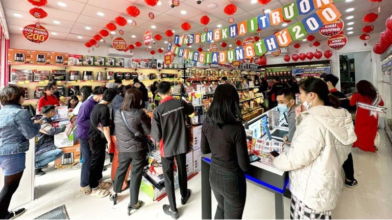 mua máy chiếu trả góp ở đâu? 4