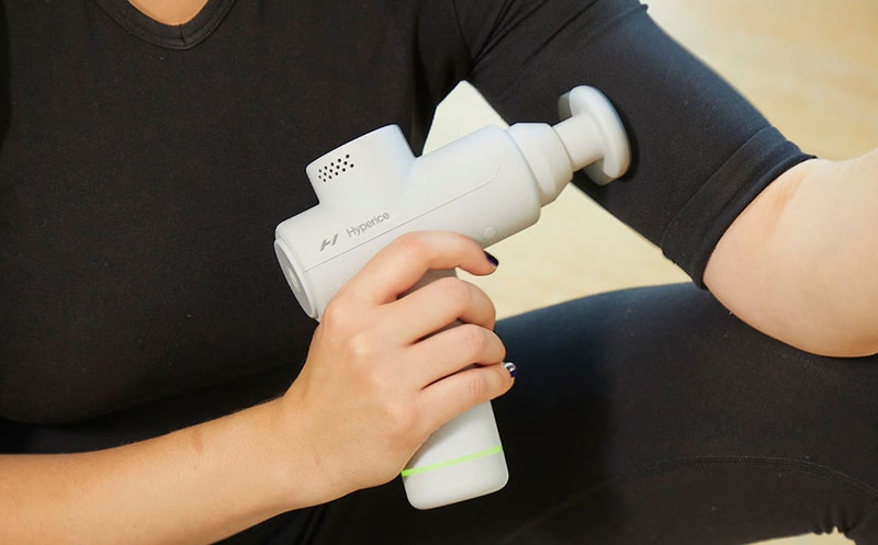 Mua m&aacute;y massage cầm tay, s&uacute;ng massage ở đ&acirc;u uy t&iacute;n - 02