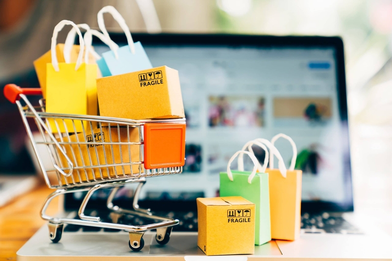 Mua sắm trực tuyến là gì? Ưu, nhược điểm và các ứng dụng mua sắm hàng đầu