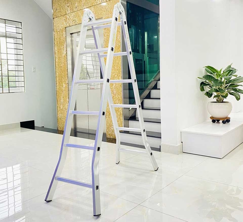Nên mua thang rút hay gấp chữ A - 09