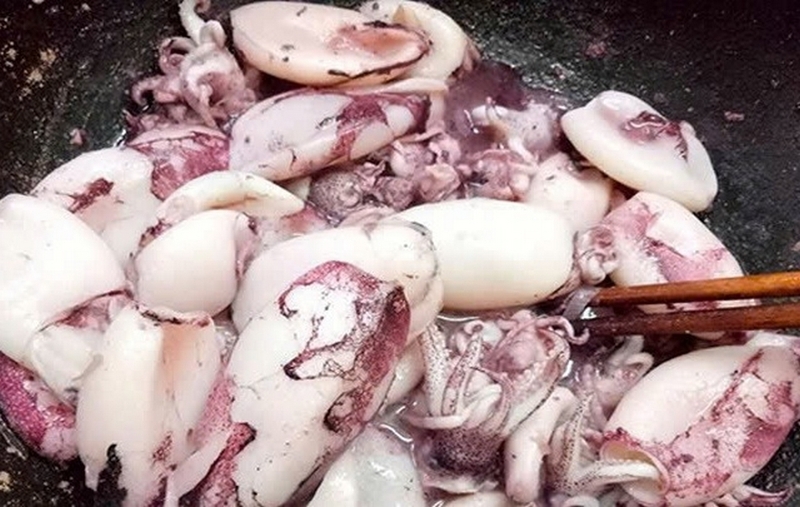 mực xào ớt chuông ảnh 2