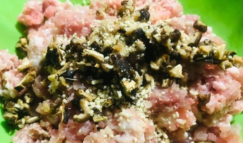 mướp đắng nhồi thịt sốt dầu hào 3
