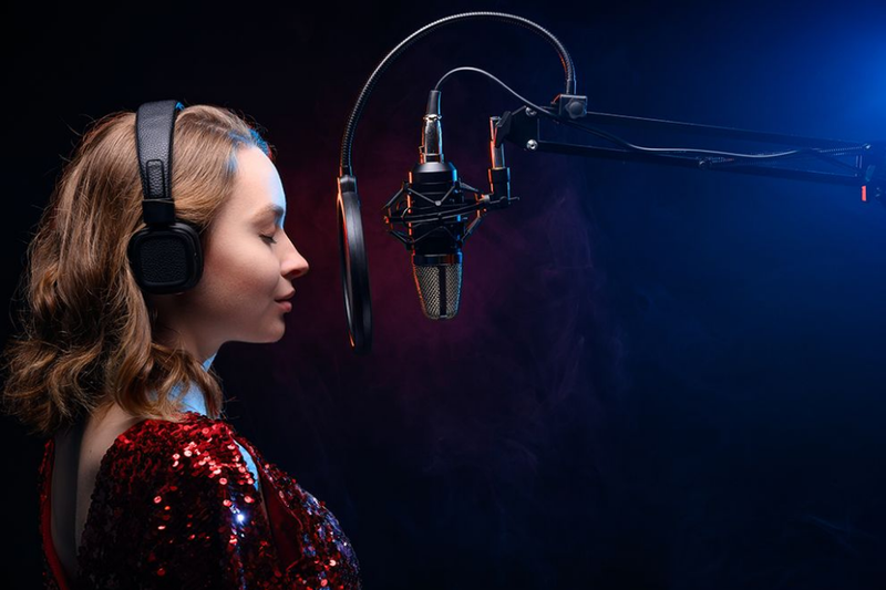 Ngữ văn, Ghi âm - xướng âm và Chuyên môn