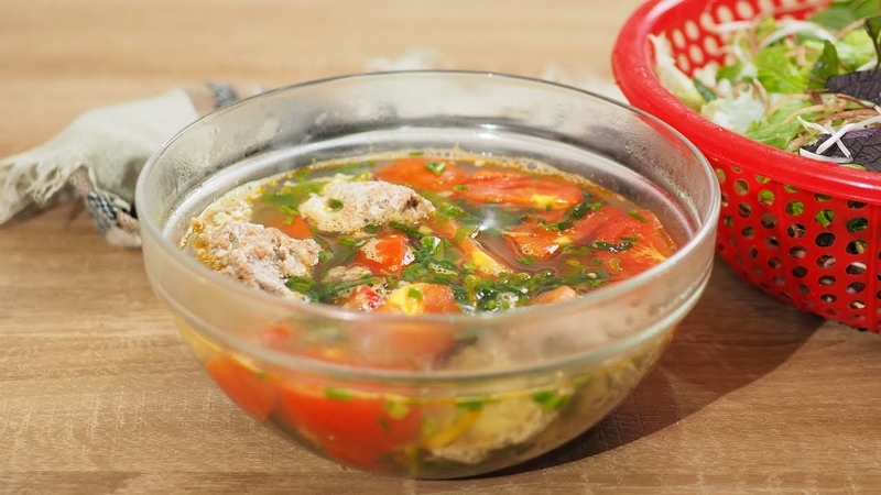 Nấu canh riêu với giấm bỗng hay me 7