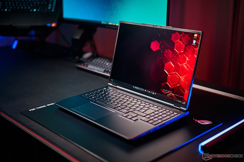 Nên chọn laptop card AMD hay NVIDIA 1