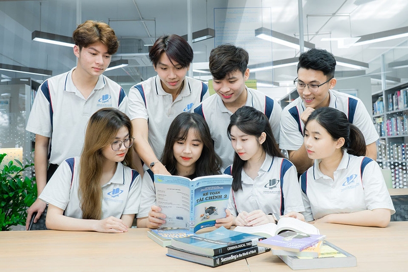 Nên học đại học ở Hà Nội hay TP.HCM 5