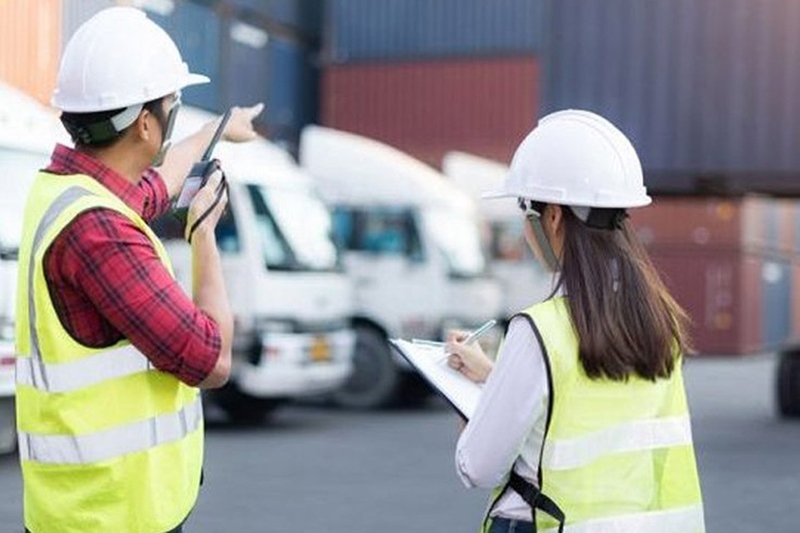 Nên học Logistics hay Kinh tế Quốc tế 11