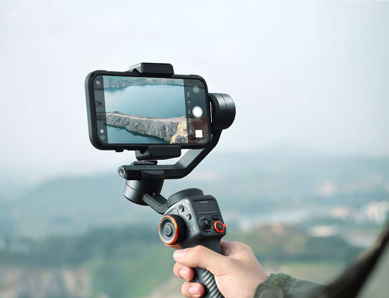 Nên mua gimbal hay gậy selfie chống rung 3