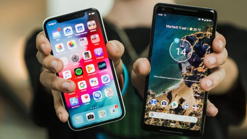 Nên mua iPhone cũ hay Android mới? 1