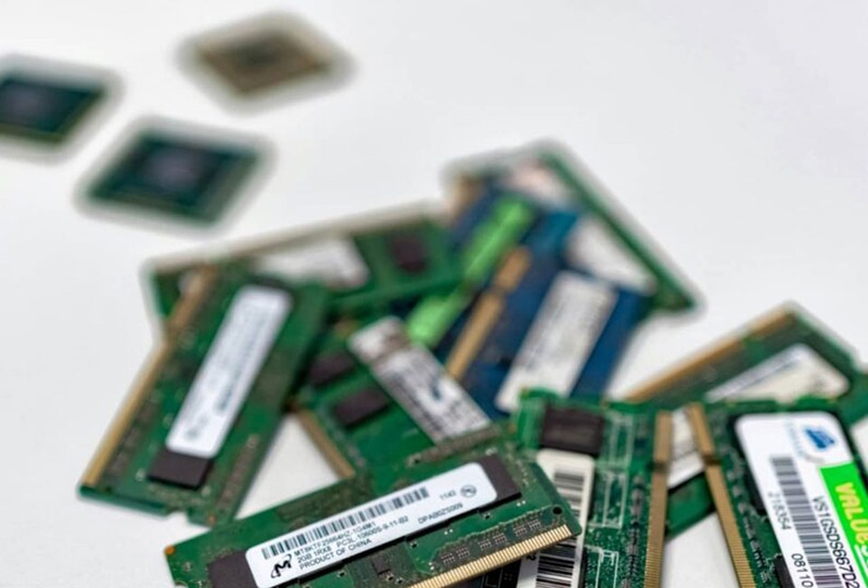 Nên mua laptop RAM bao nhiêu 2026 - 02