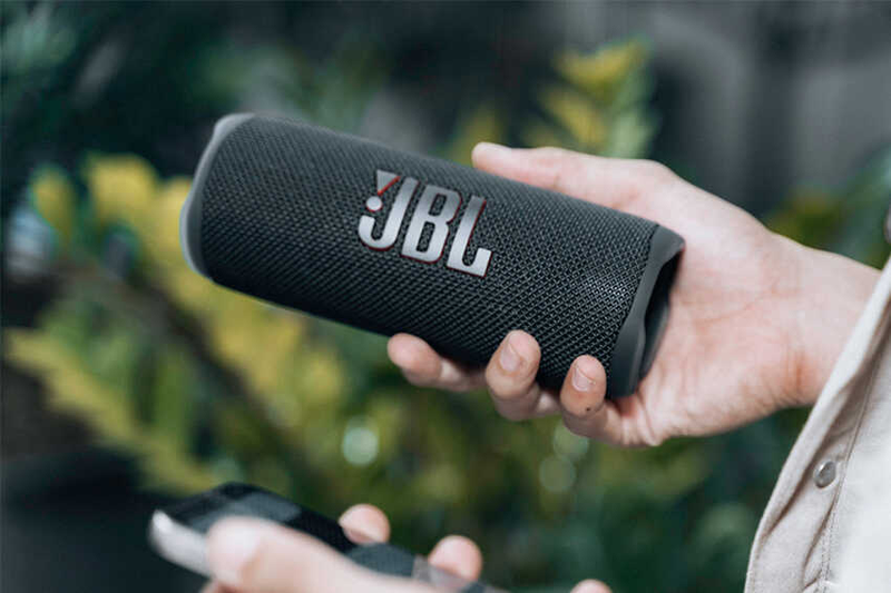 Nên mua loa vi tính hay loa Bluetooth 4