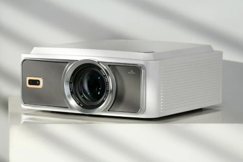 Máy chiếu Beecube Star/FullHD (1920x1080)/1950ANSI/Android TV