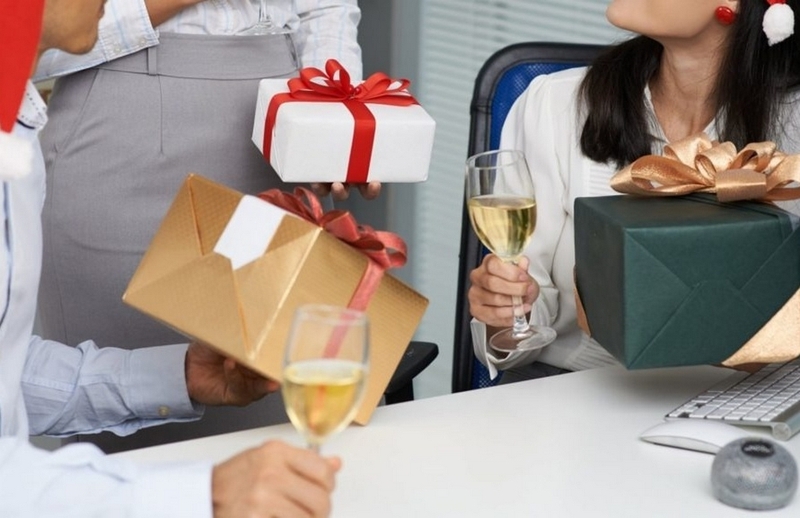 nên tặng quà tết gì cho khách hàng ảnh 1