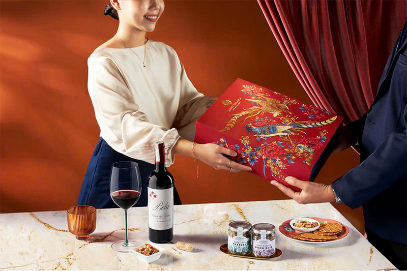 Nên tặng quà Tết gì cho sếp? - hình 3