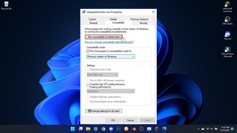 Tại tab Compatibility, tích chọn “Run this program in compatibility mode for”