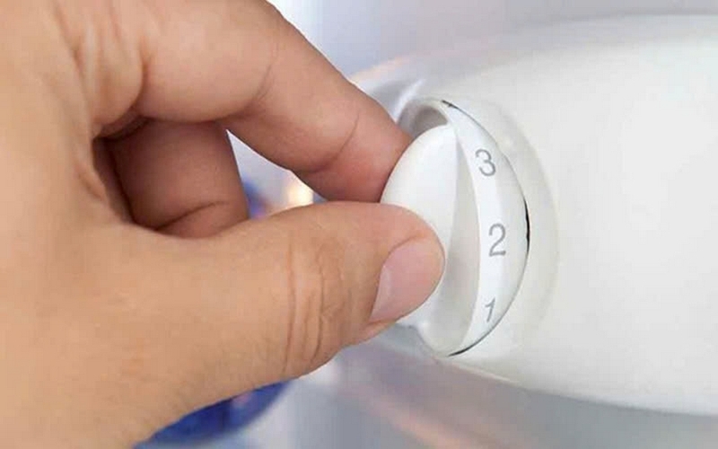ngăn mát tủ lạnh bị đóng đá ảnh 3