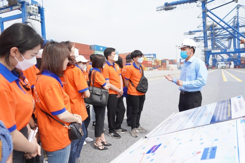 muc tieu cua nganh kinh doanh quoc te