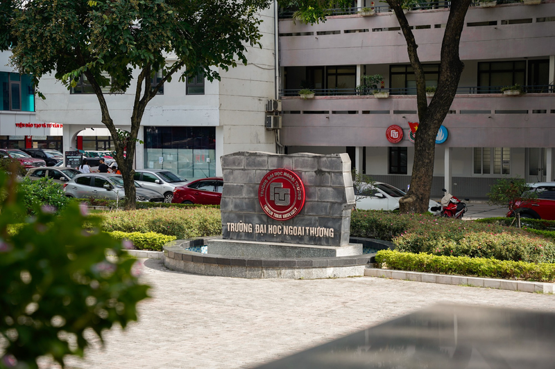 Ngành Marketing lấy bao nhiêu điểm 3