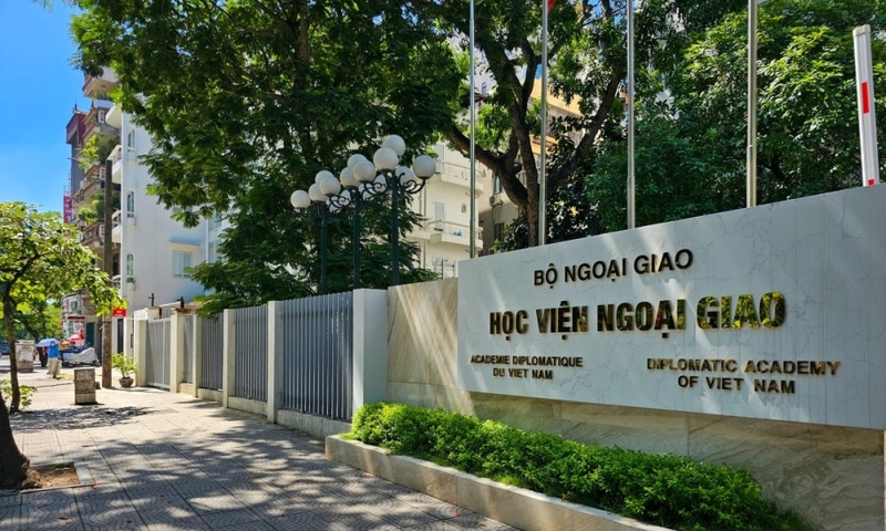 ngành ngoại giao ảnh 1