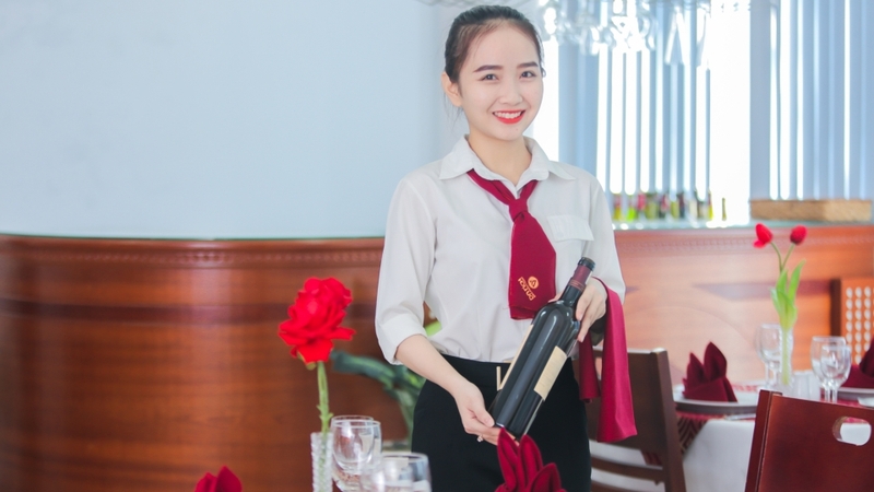 Nhu cầu tuyển dụng nhân sự ngành Quản trị nhà hàng và dịch vụ ăn uống ngày càng tăng cao