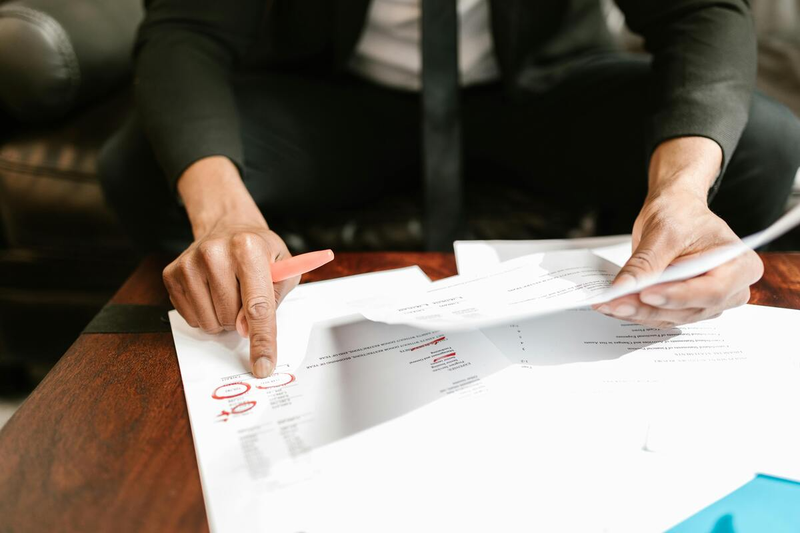 Người thân bị nợ xấu có mua trả góp được không?
