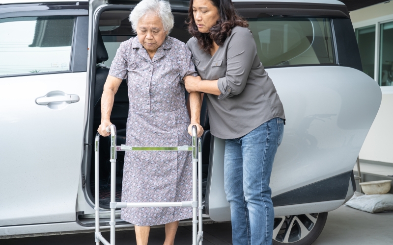 Giảm giá vé khi tham gia giao thông