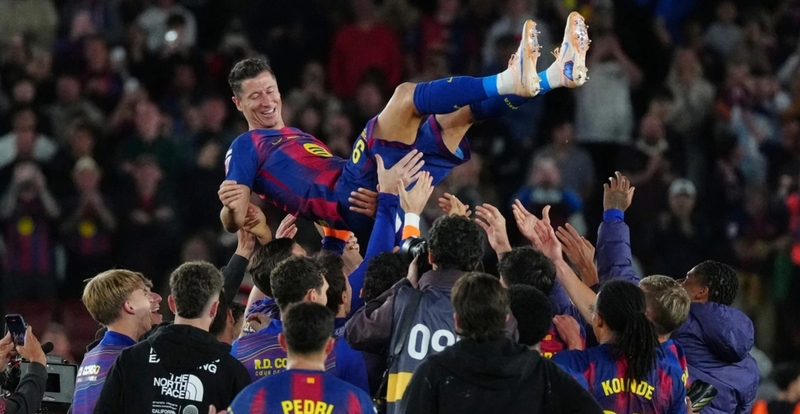 người chơi Barcelona hình 3.jpg