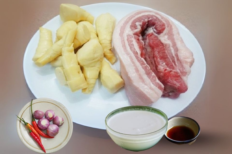nguyên liệu thịt kho nước cốt dừa măng