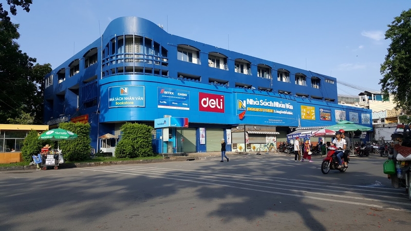nhà sách gần đây ảnh 17