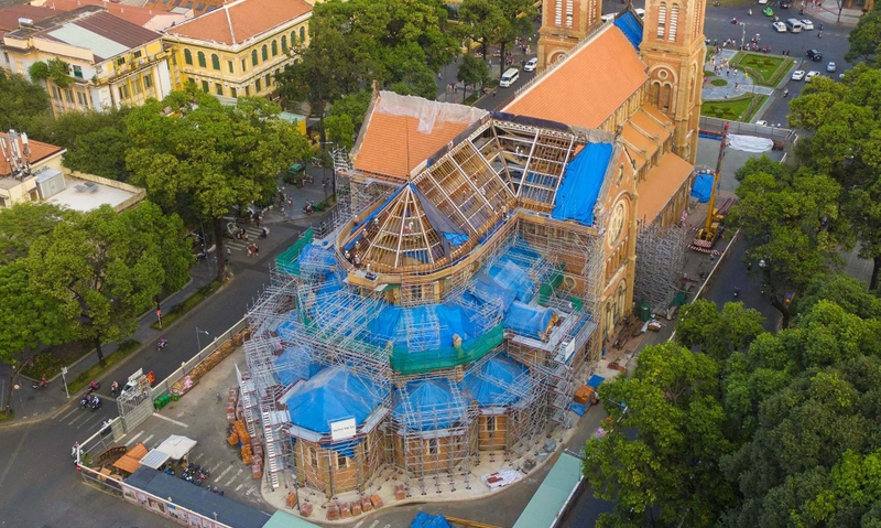 Khám phá Nhà thờ Đức Bà Sài Gòn 5