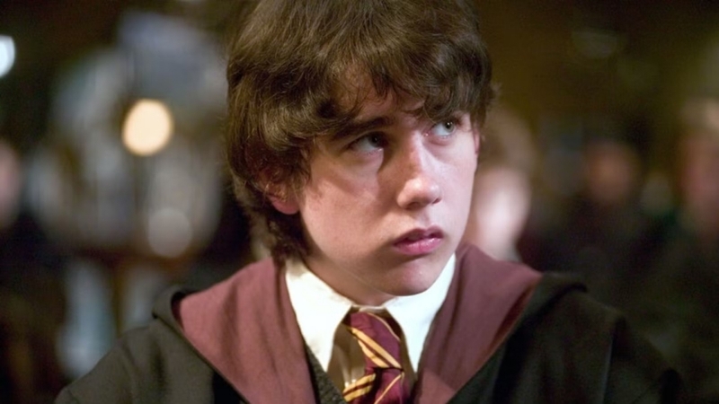 Neville là nhân vật trong Harry Potter có tính cách nhút nhát, hậu đậu và hay quên.