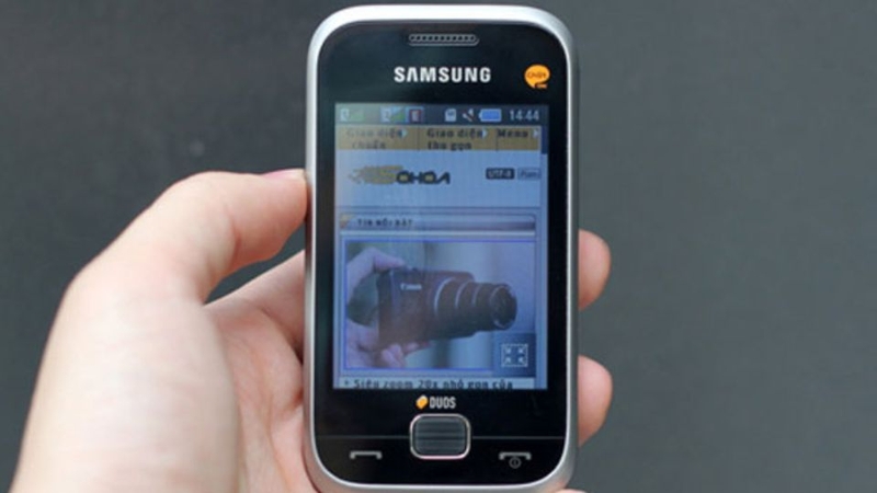 những mẫu điện thoại cảm ứng Samsung hot một thời 5