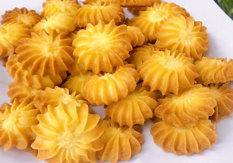 Nồi chiên không dầu có nướng bánh được không hình 3