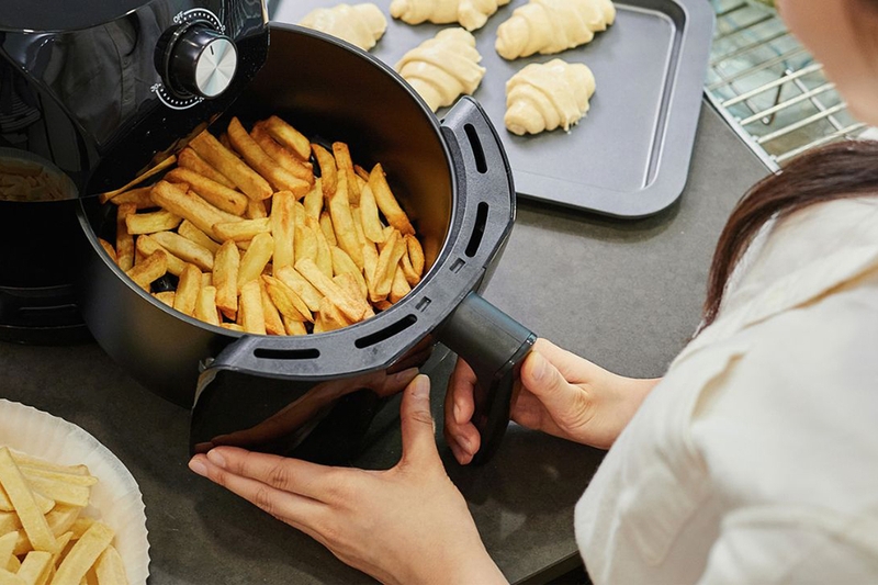 Nồi chiên không dầu có nấu canh được không - 02