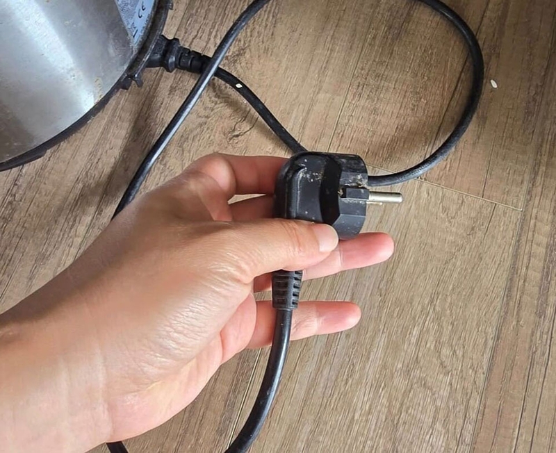 Nồi cơm điện Zojirushi báo lỗi E06 - 04