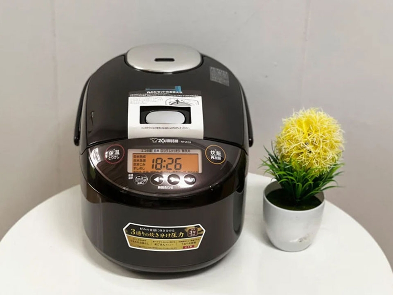 Nồi cơm điện Zojirushi báo lỗi E06 - 08