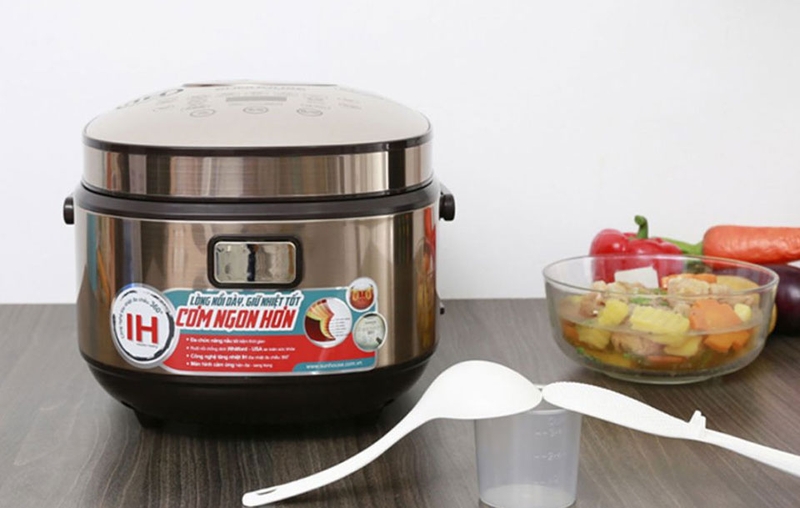 Nồi cơm điện báo lỗi E4 - 04