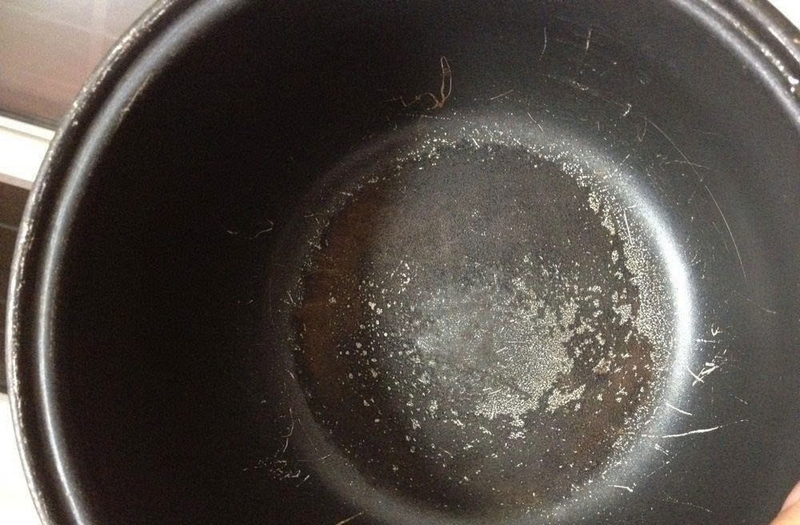 nồi cơm điện tử Toshiba nấu cơm bị sống ảnh 2