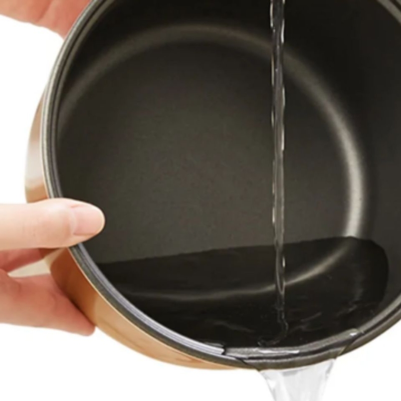 Lòng nồi cơm điện chống dính tốt