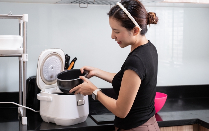 Nồi cơm ECO Stainless là gì?