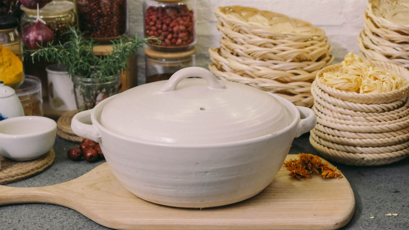 Dùng nồi đất hầm canh có tốt không?