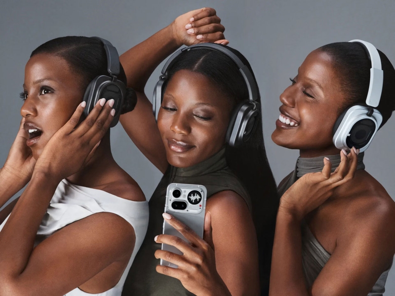 Nothing Headphone (1) Pro cho thời lượng pin tới 68 giờ, đủ sức theo người dùng qua nhiều ngày nghe nhạc và giải trí liên tục.