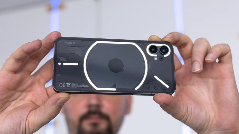 Nothing Phone của nước nào 5
