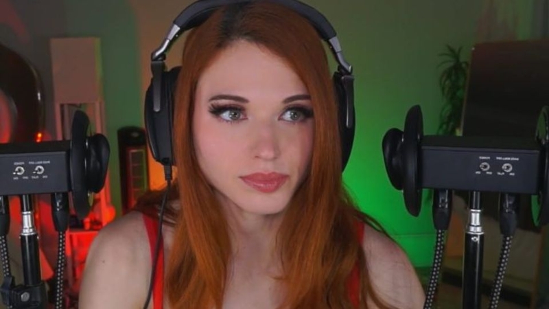 Amouranth (Kaitlyn Siragusa)