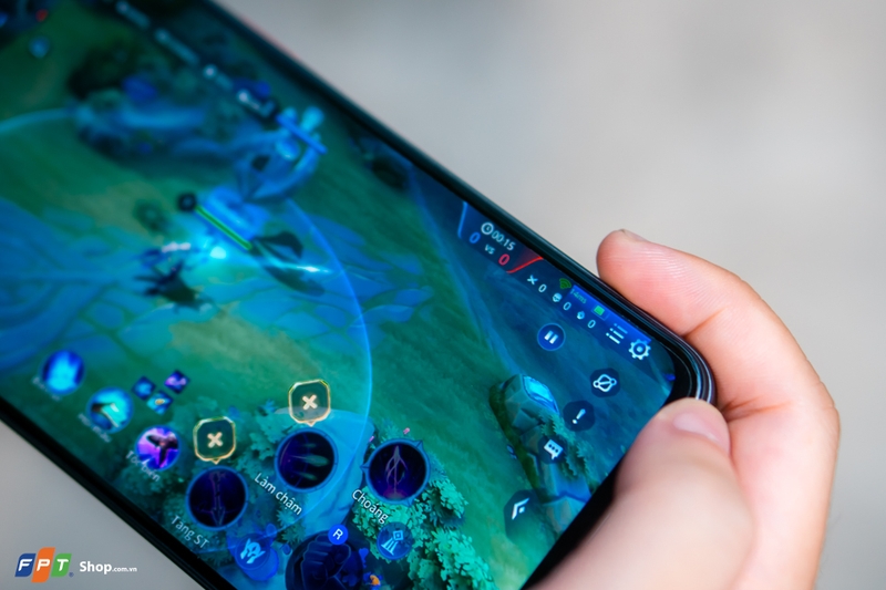 nubia Neo 2 là một trong số ít những chiếc điện thoại có khả năng chạy được Genshin Impact