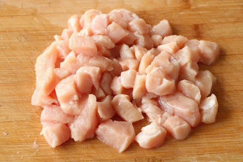 nui xào gà ảnh 1