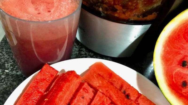 nước ép cần tây dưa hấu 3