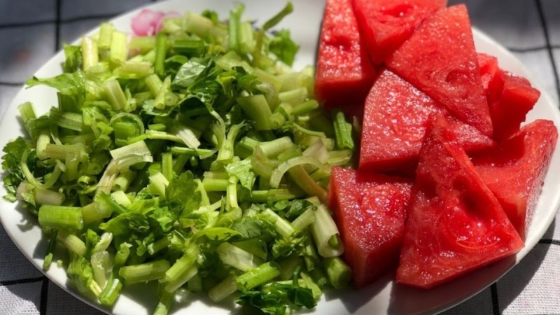 nước ép cần tây dưa hấu 4