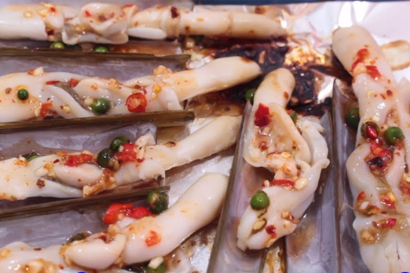 ốc móng tay nướng sa tế