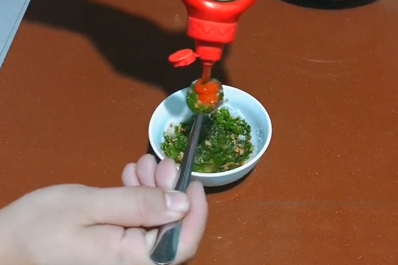 ốc nướng mỡ hành hình 4